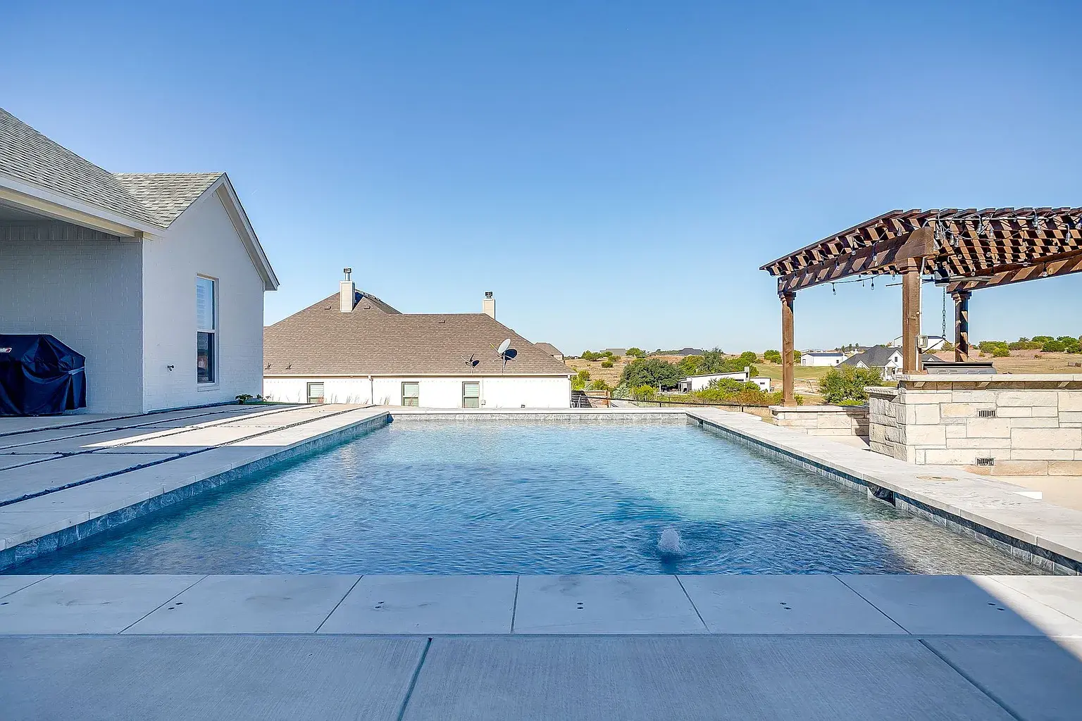 1005 Kingsley Ct, Weatherford, TX 76087